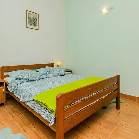 Al Mahdawi Appartement Vir
